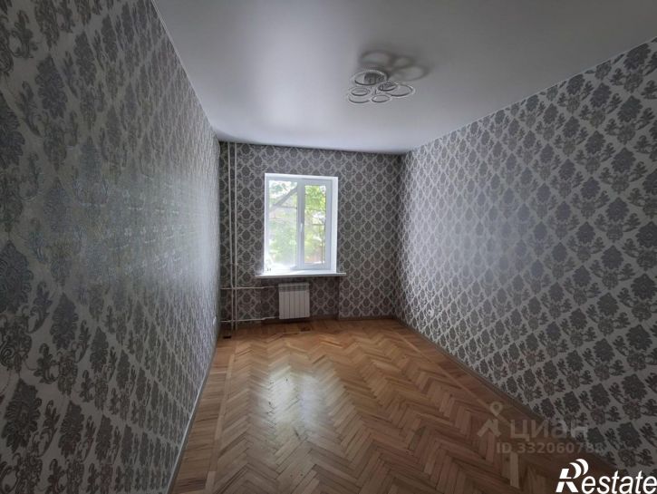 4-комн квартира ул Оганова, 1,  д. 1