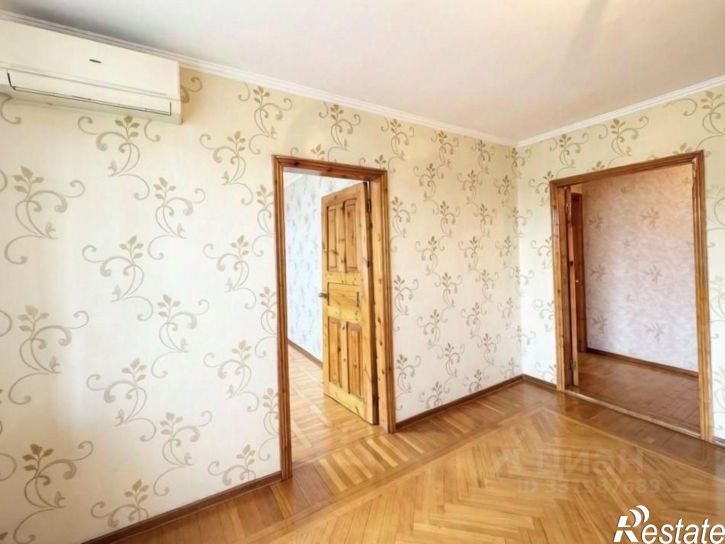 3-комн квартира ул Шеболдаева, 54,  д. 54