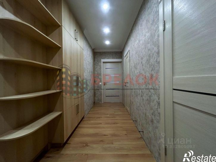 2-комн квартира б-р Комарова, 20В,  д. 20В
