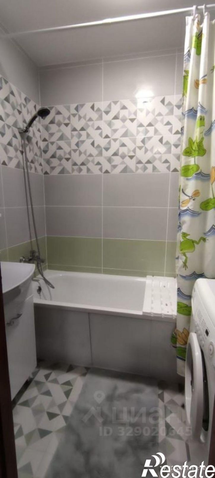 1-комн квартира ул Дебальцевская, 8,  д. 8