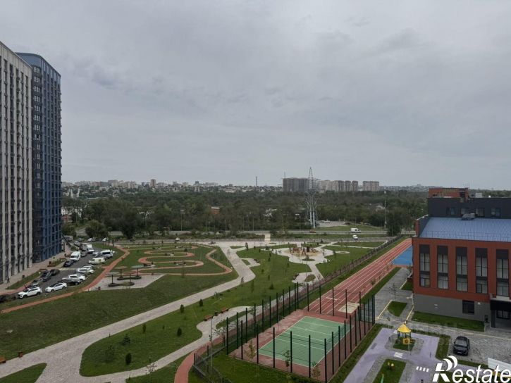2-комн квартира ул Бориса Слюсаря, 21 2,  д. 21 2,  к. 2