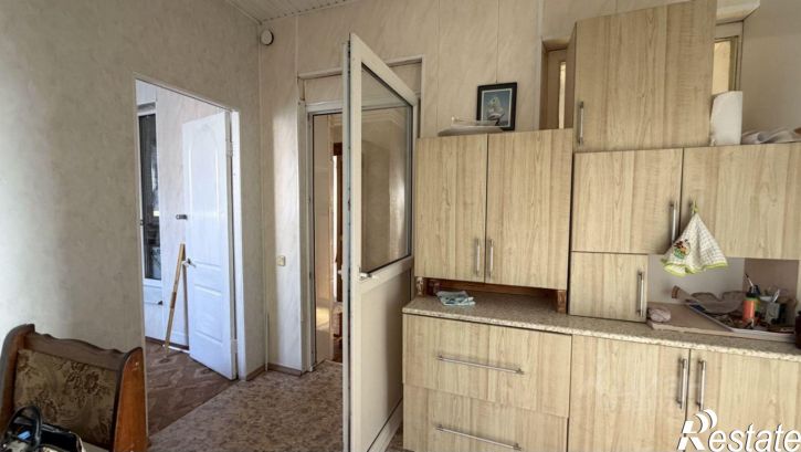4-комн квартира ул Красных Зорь, 148,  д. 148