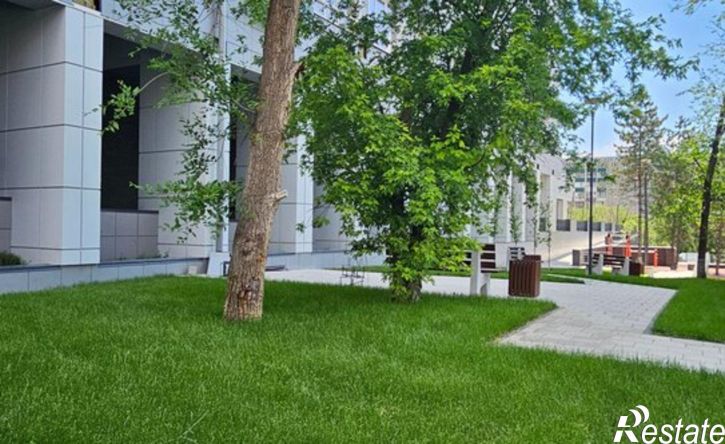 2-комн квартира б-р Комарова, 28,  д. 28