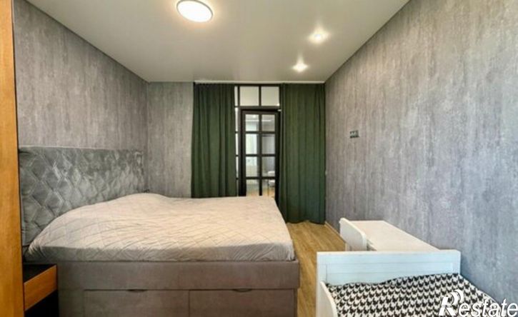 3-комн квартира ул Криворожская, 61,  д. 61
