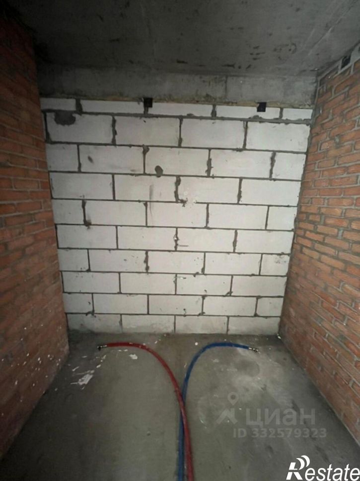 2-комн квартира пр-кт Сиверса, 8,  д. 8