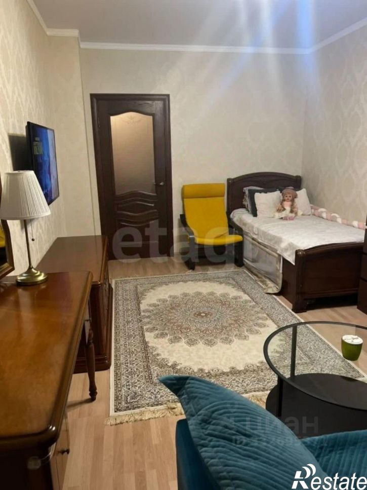 1-комн квартира б-р Платова, 8,  д. 8