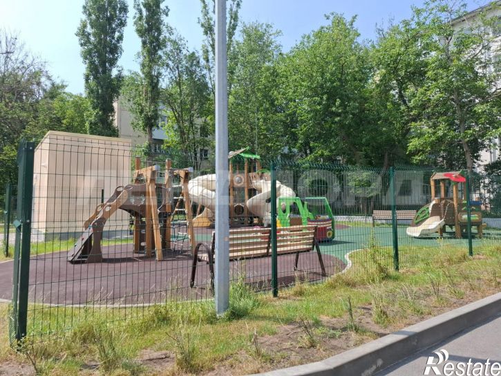 Студия проспект Стачки, 215Б