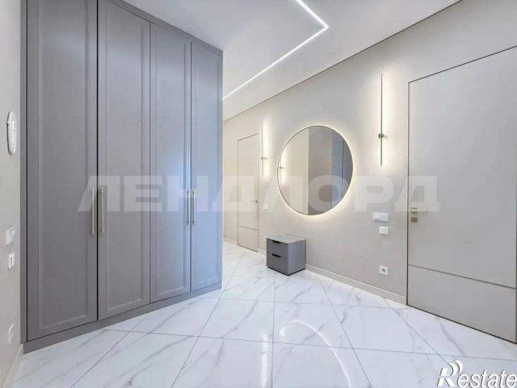3-комн квартира улица 8 Марта, 7