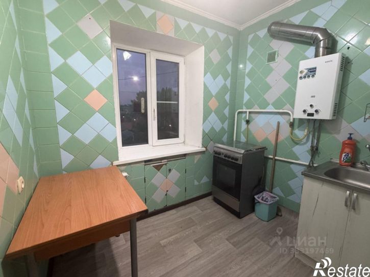 3-комн квартира ул Кременчугская, 5,  д. 5