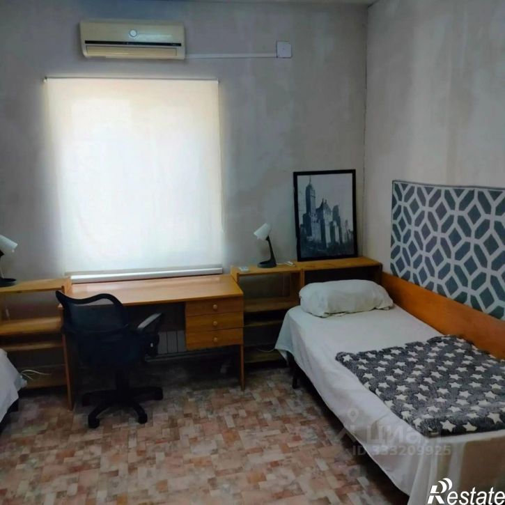 2-комн квартира ул Красных Зорь, 63,  д. 63
