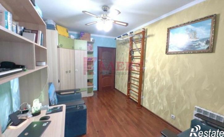 3-комн квартира пр-кт Космонавтов, 34/2,  д. 34/2
