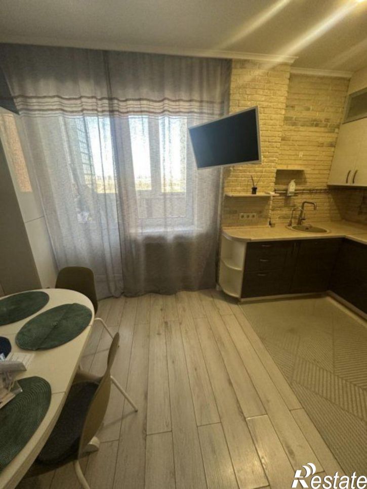 2-комн квартира Платона Кляты ул, 1