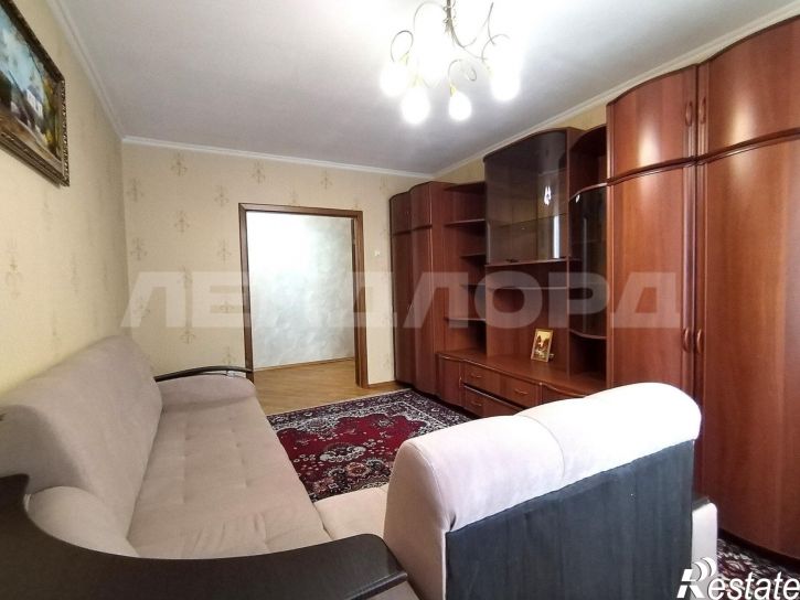 3-комн квартира проспект Горшкова, 4