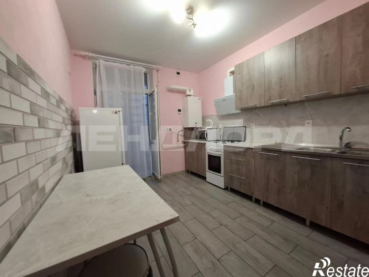 2-комн квартира улица 35-я Линия, 83