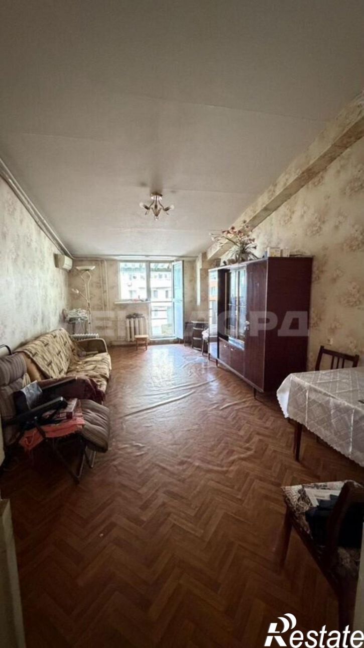 4-комн квартира улица Евдокимова, 37В