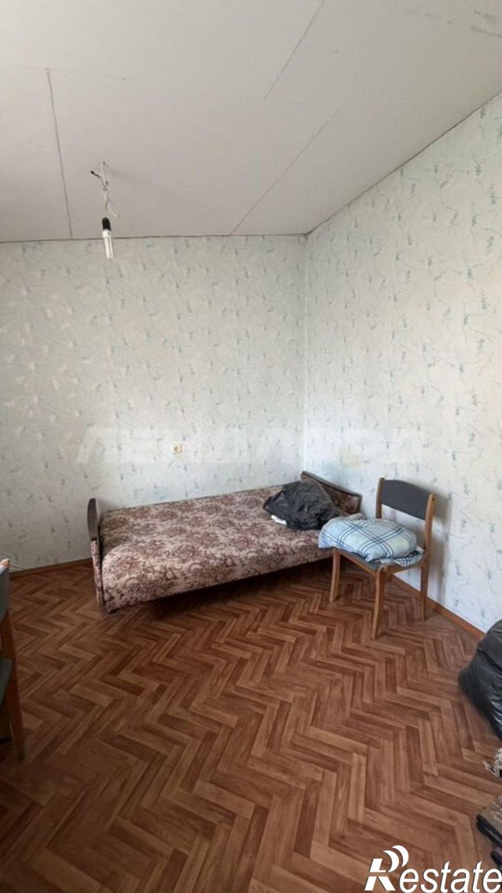4-комн квартира улица Евдокимова, 37В