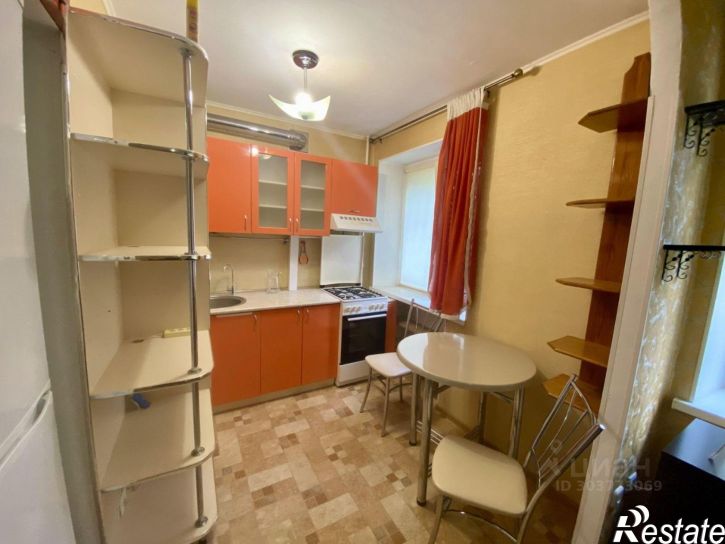 3-комн квартира пр-кт 40-летия Победы, 69/4,  д. 69/4