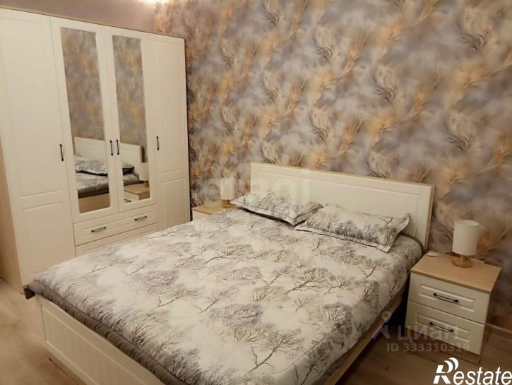 2-комн квартира ул Бориса Слюсаря, 23 2,  д. 23 2,  к. 2