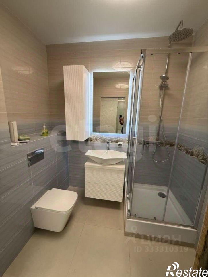 2-комн квартира ул Бориса Слюсаря, 23 2,  д. 23 2,  к. 2