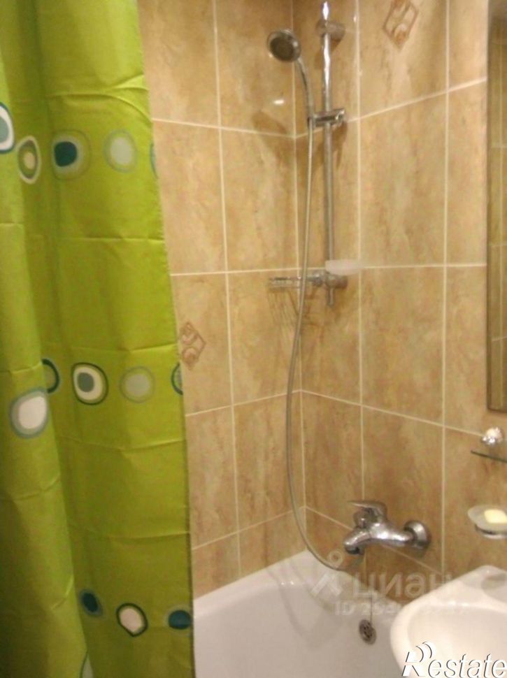 2-комн квартира ул Дебальцевская, 6,  д. 6