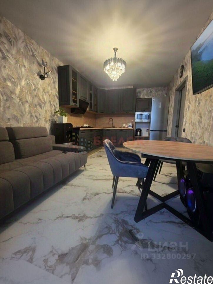 2-комн квартира ул Бориса Слюсаря, 23 2,  д. 23 2,  к. 2