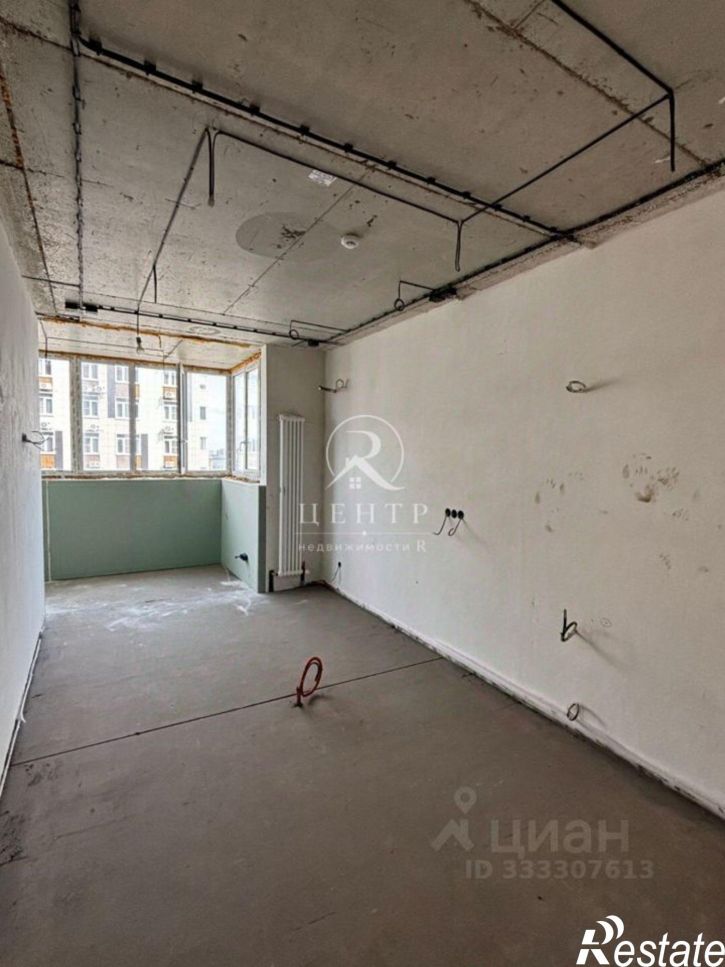 2-комн квартира пр-кт Сиверса, 30,  д. 30