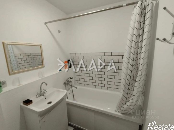 1-комн квартира улица Теряева, 8
