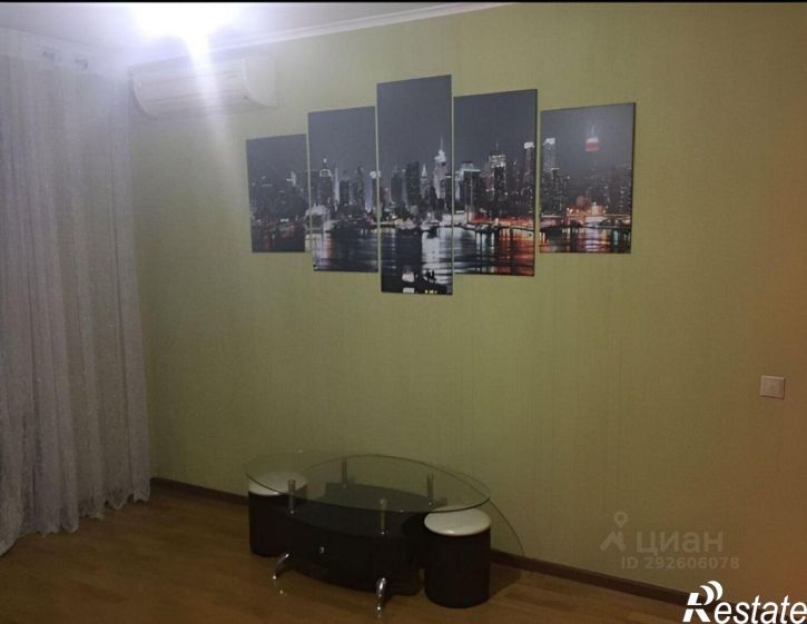 2-комн квартира ул Дебальцевская, 1а,  д. 1а