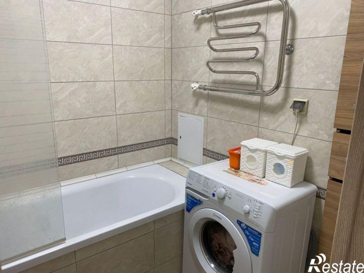 2-комн квартира Андреева пер, 9//4