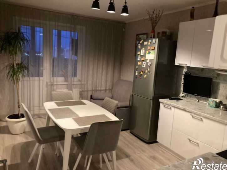 2-комн квартира Петренко ул, 16