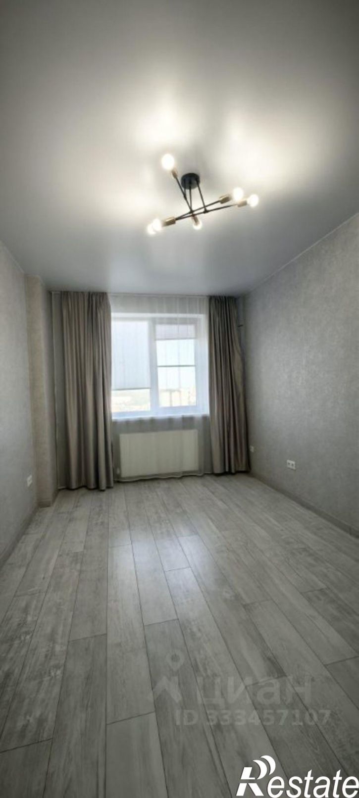 1-комн квартира б-р Комарова, 30/2 2,  д. 30/2 2,  к. 2