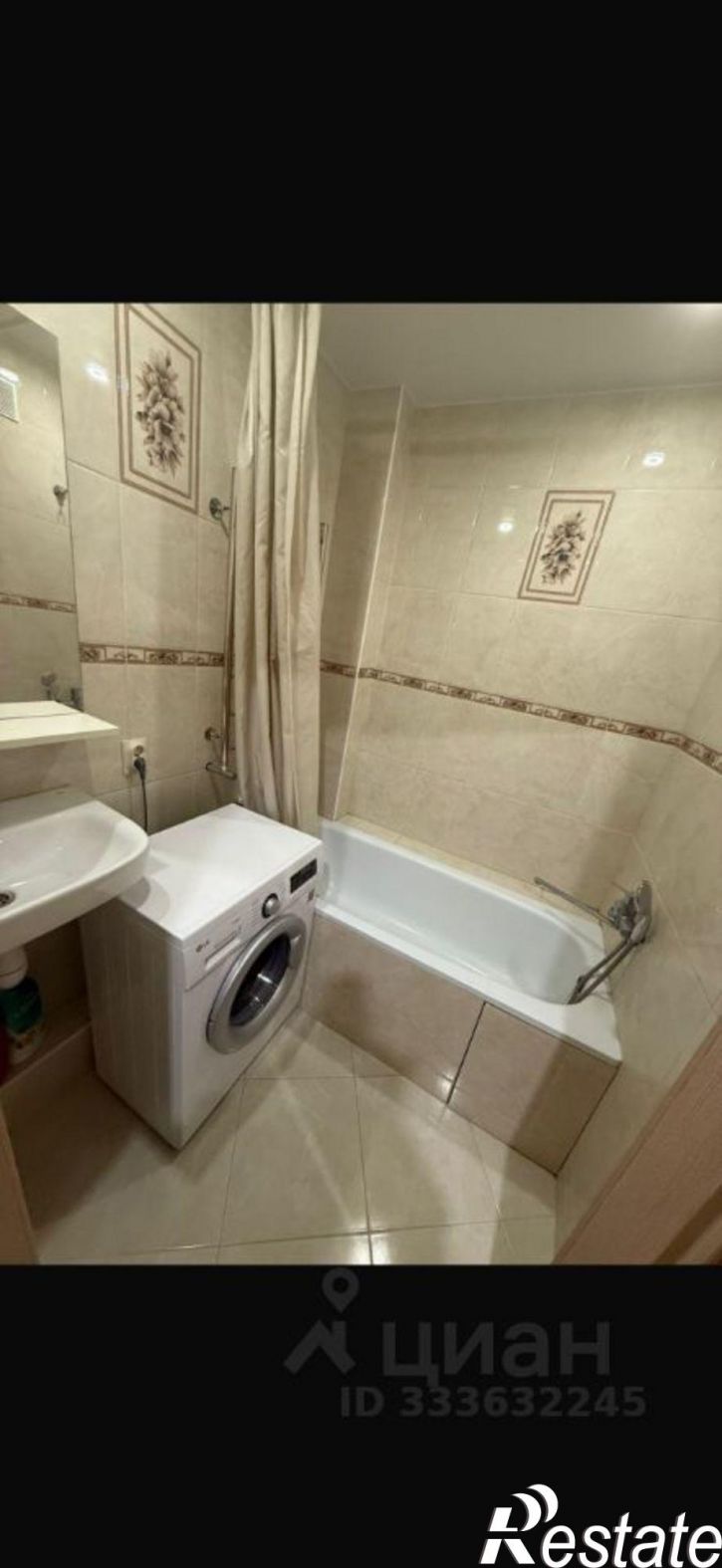 2-комн квартира бульвар Платова, 2,  д. 2