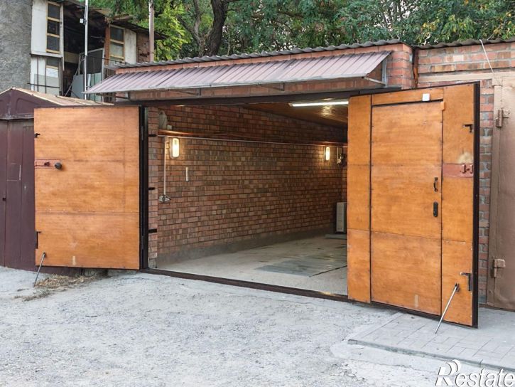 Гараж/парковка Таганрогская улица, 112 к4,  д. 112 к4