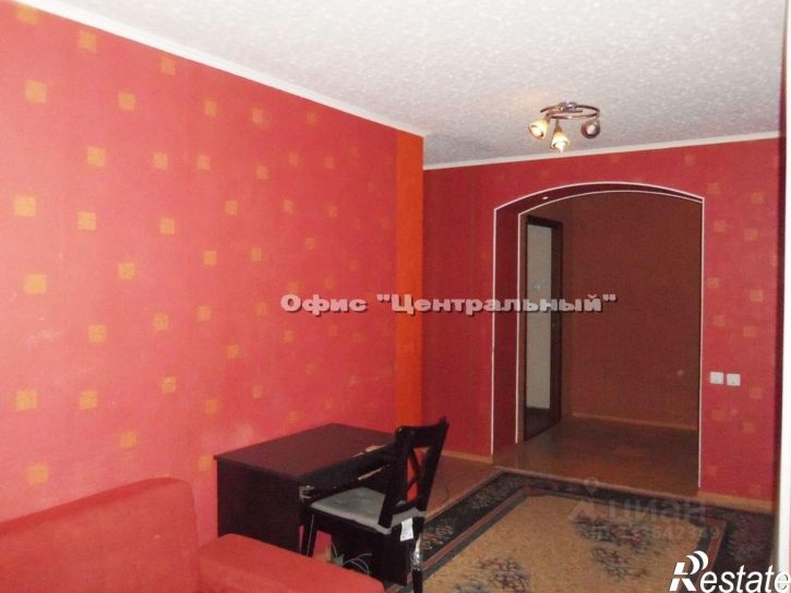 2-комн квартира улица Думенко, 11,  д. 11