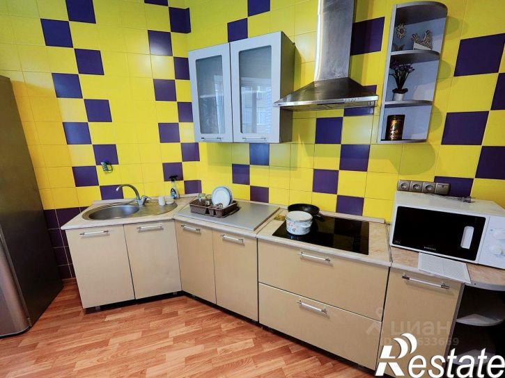 2-комн квартира улица Закруткина, 55,  д. 55