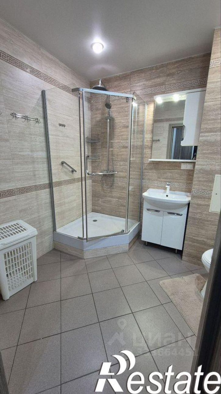 2-комн квартира проспект Шолохова, 211 к5,  д. 211 к5
