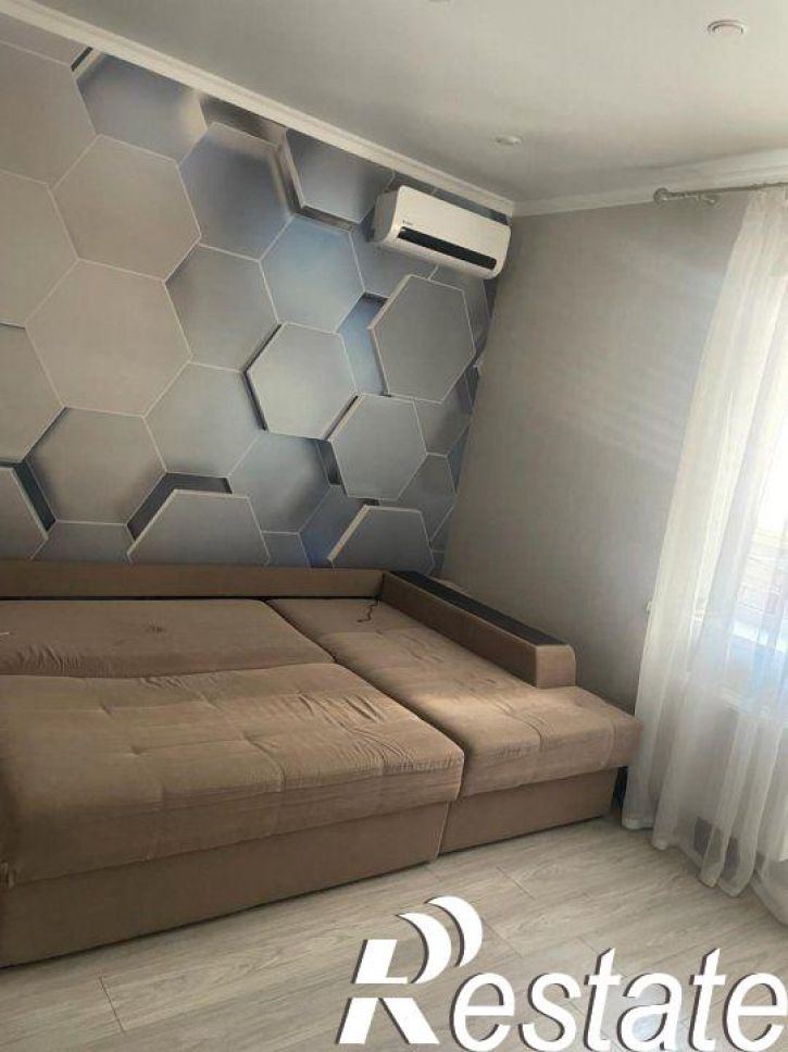 2-комн квартира Петренко ул, 6