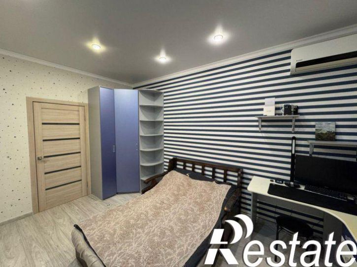 2-комн квартира Петренко ул, 6