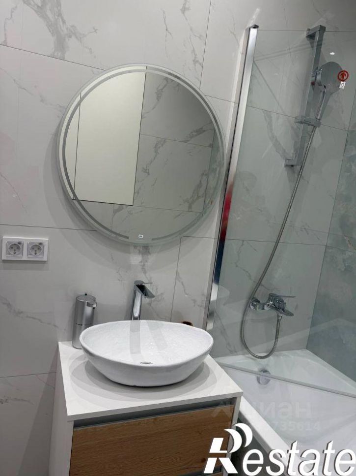 3-комн квартира 20-я улица, 49,  д. 49