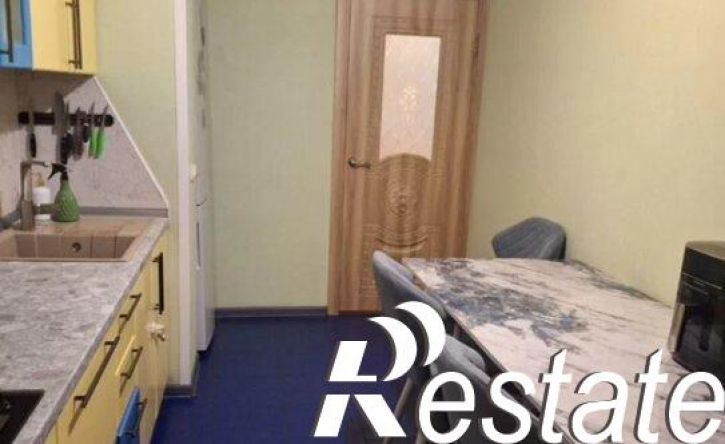 3-комн квартира проспект Космонавтов, 32В/21в,  д. 32В/21в