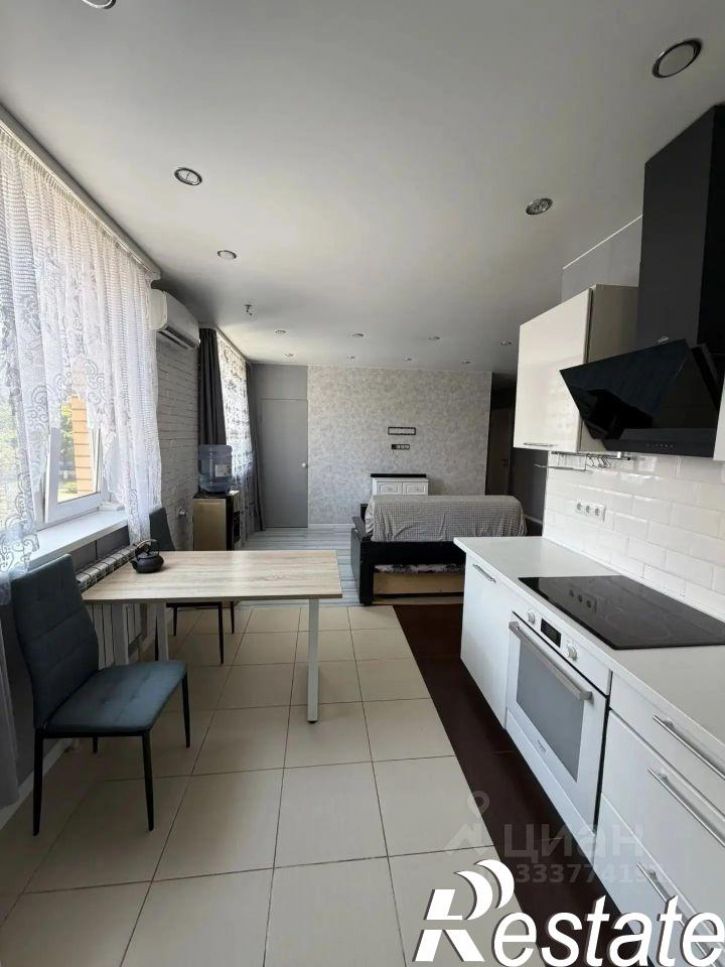 2-комн квартира улица Тружеников, 82/6,  д. 82/6