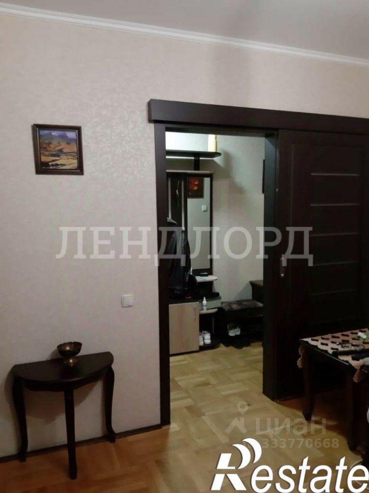 3-комн квартира улица Жмайлова, 23 к1,  д. 23 к1