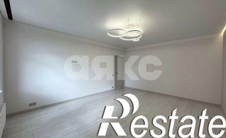 2-комн квартира улица Шеболдаева, 95 с2,  д. 95 с2