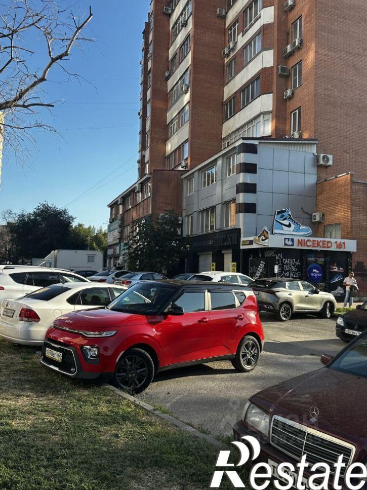 Отдельное здание улица Добровольского, 24,  д. 24
