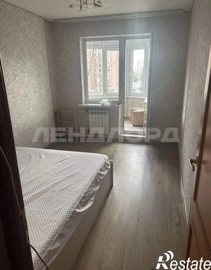 2-комн квартира проспект Космонавтов, 14/15