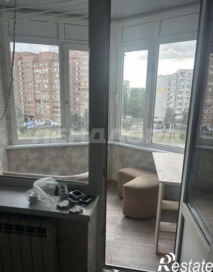 2-комн квартира проспект Космонавтов, 14/15