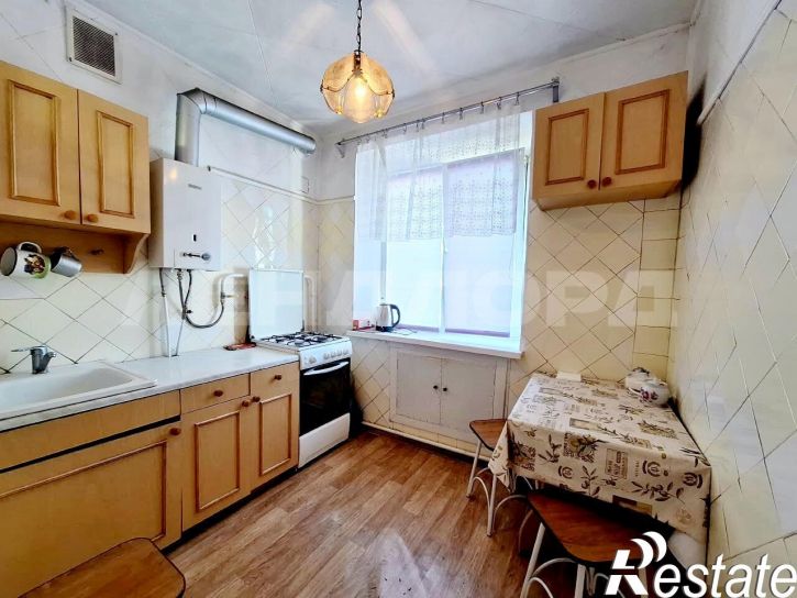2-комн квартира улица 20-я Линия, 66