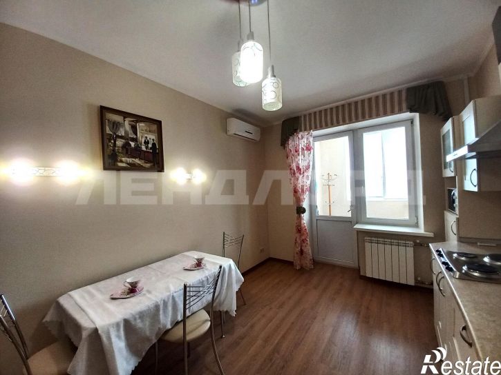 2-комн квартира улица 16-я Линия, 16А