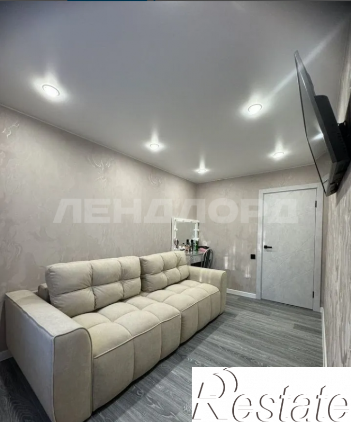 2-комн квартира проспект Королёва, 6/1
