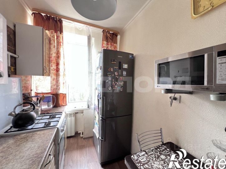2-комн квартира 4-я линия, 52,  д. 52
